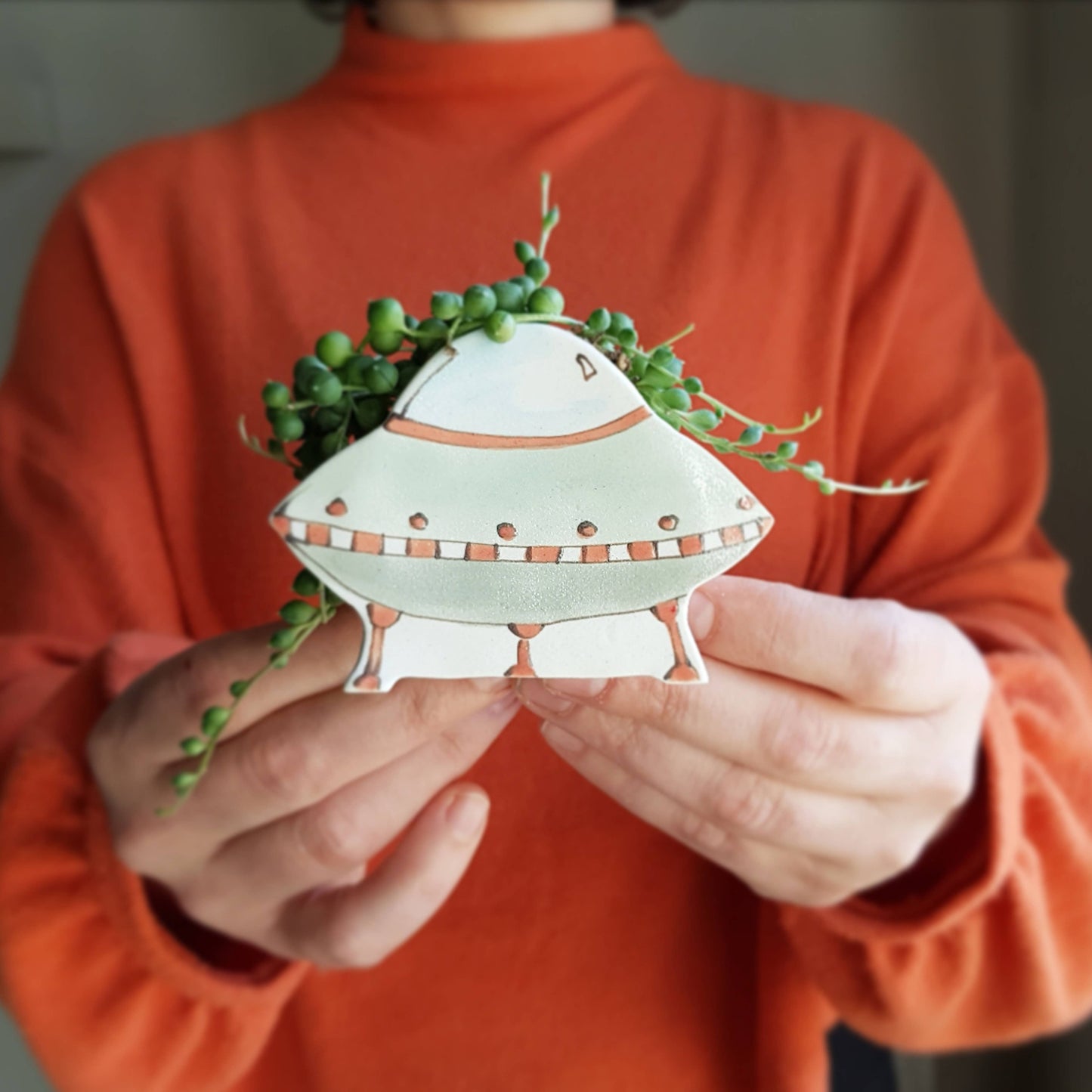 Julie Richard Ceramist - Small UFO