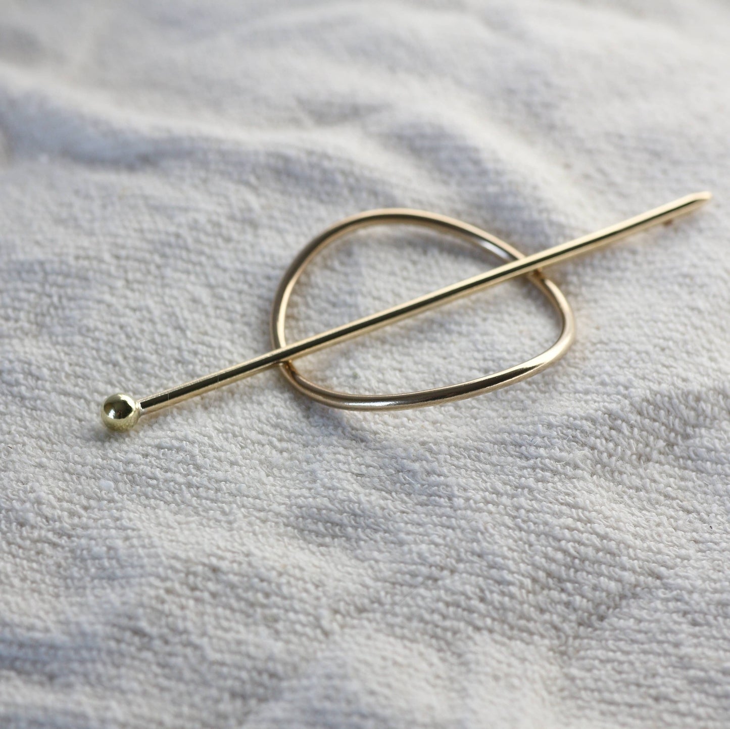 Vanderzee - Circle Hairpin