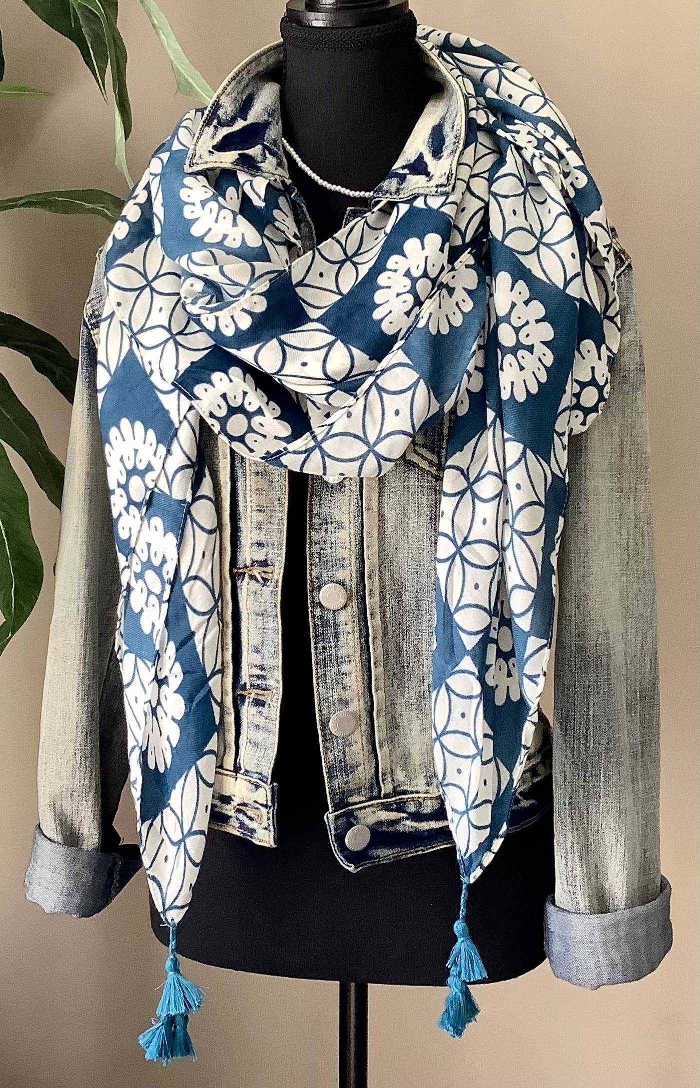 Beautifull Boundaries - Scarf, womens scarf, Lightweight scarf-navy white